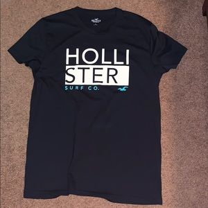 Hollister graphic tee size small